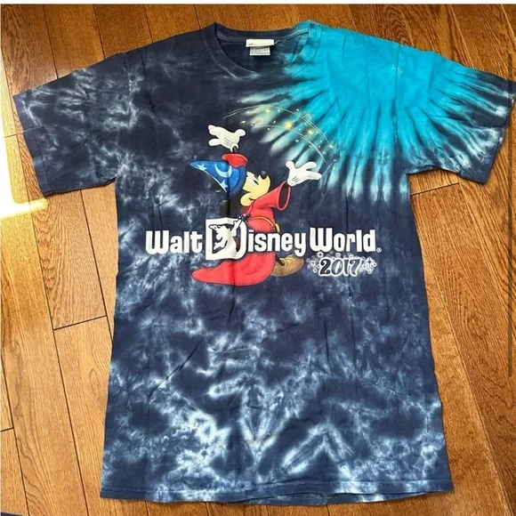 Tie dye Disney World tee - Picture 2 of 5
